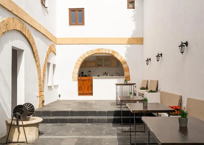 Hotel Ancient Knights Luxury Rhodes City