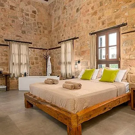 Hotel Ancient Knights Luxury 3*