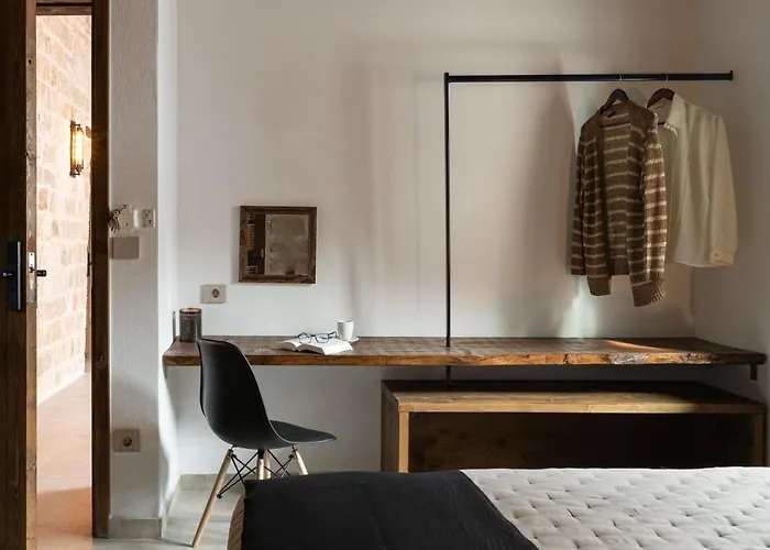 Ancient Knights Luxury Szálloda 3*