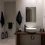 Ancient Knights Luxury فندق 3*