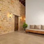 Ancient Knights Luxury فندق 3*