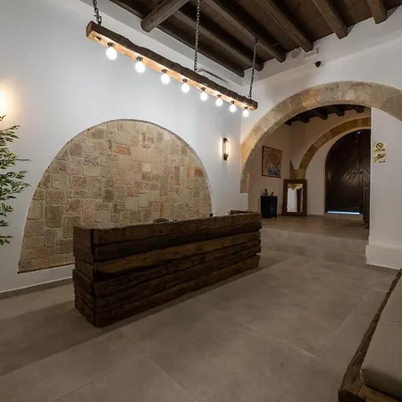 Hotel Ancient Knights Luxury *