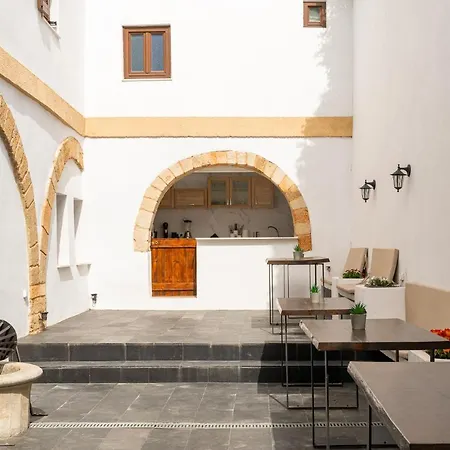 Hotell Ancient Knights Luxury Rhodes City